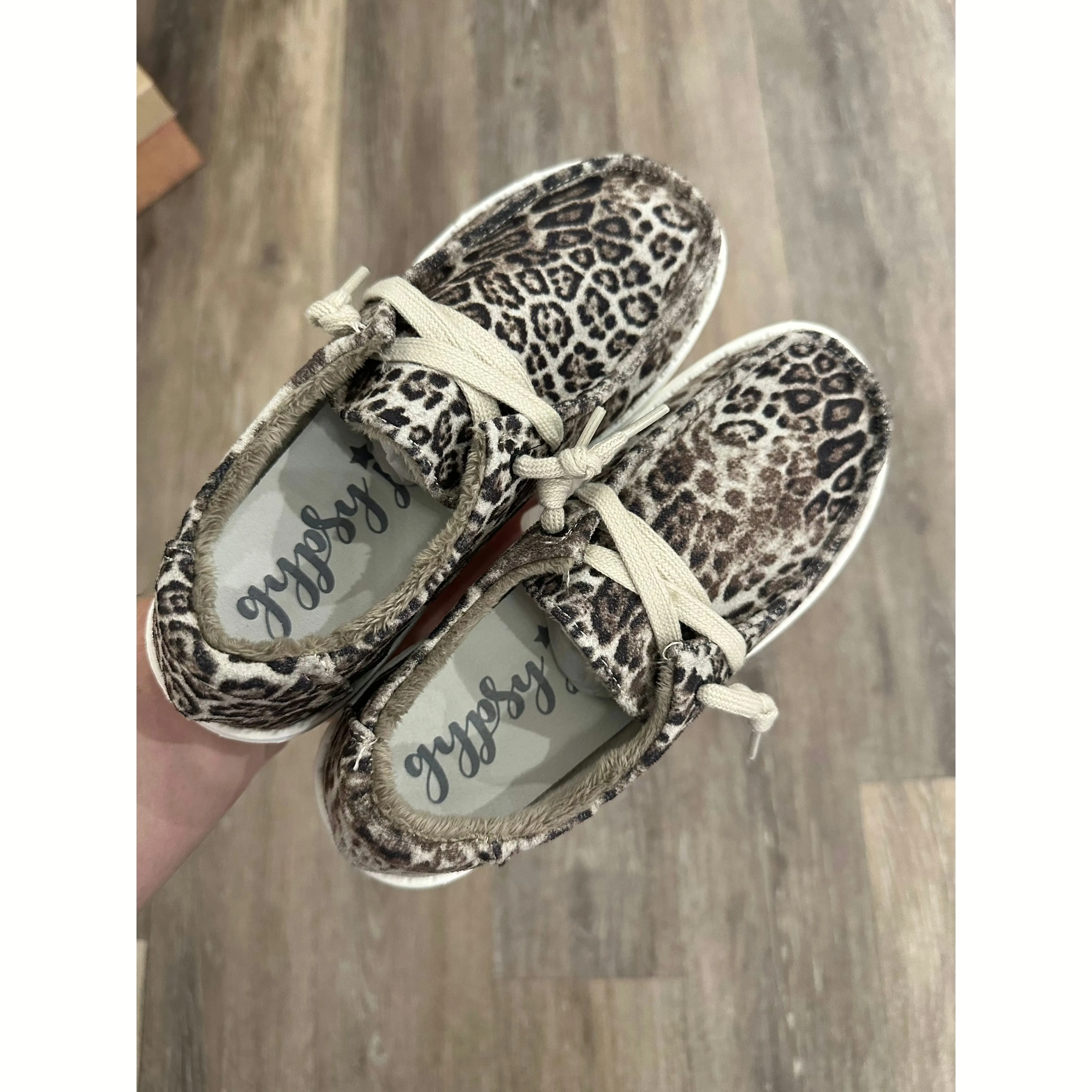 {{ Lil Bonny }} White Black   GYPSY JAZZ