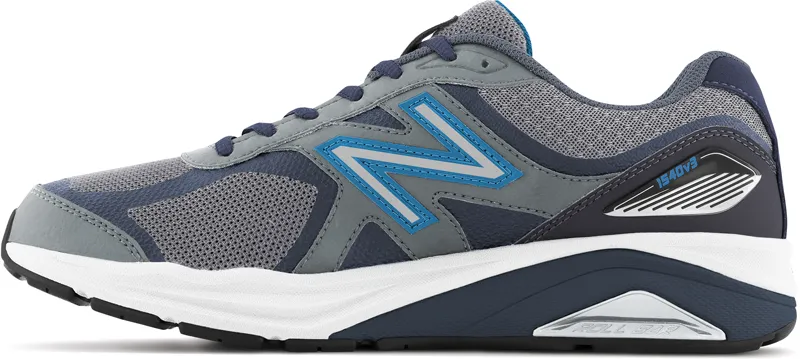 New Balance Men's 1540v3 Shoes in Marblehead